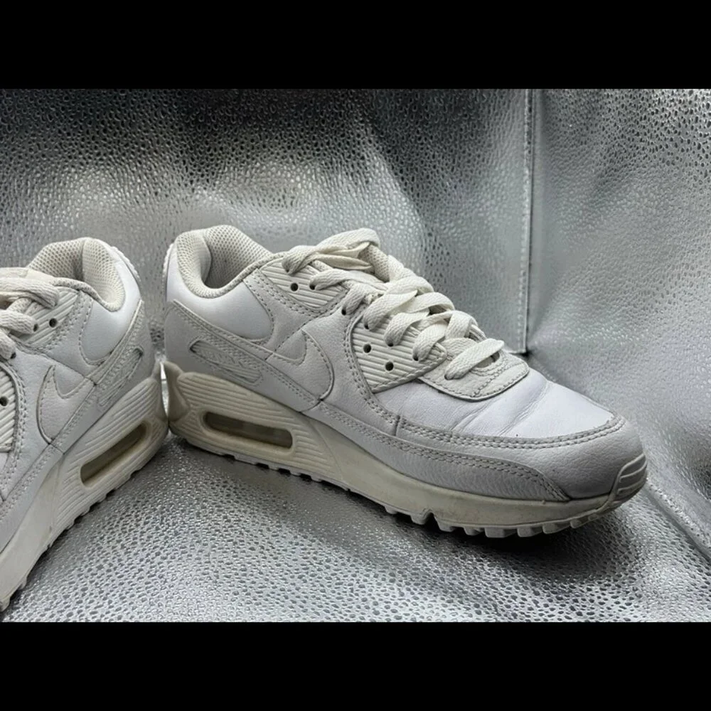 RARE Size 7.5 - Nike Men's Air‎ Max 90 Leather 'Triple White CZ5594-100